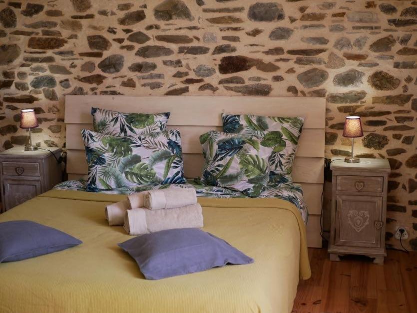 Les Jardins De Lumiere Bed and Breakfast Brusque Eksteriør billede