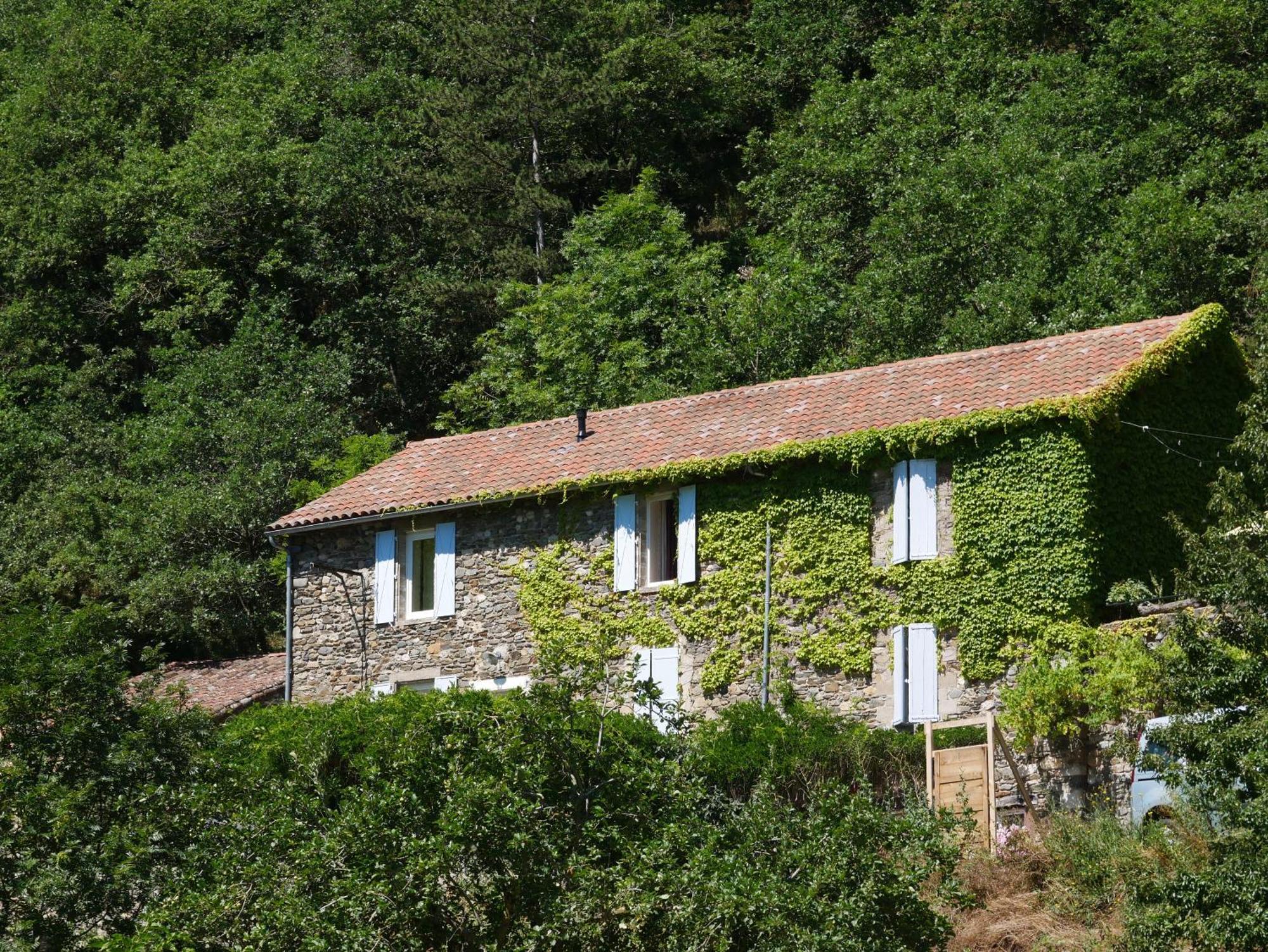 Les Jardins De Lumiere Bed and Breakfast Brusque Eksteriør billede